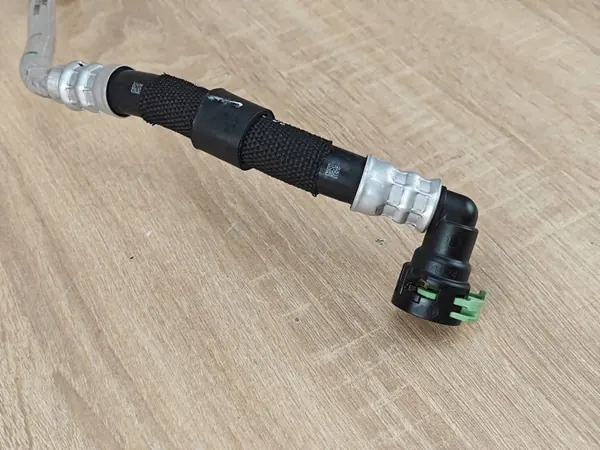 Öljynjäähdytysletku OEM 7827056 BMW X6 G06 image 3