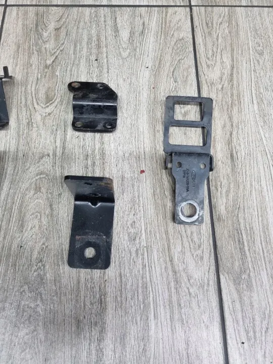 Soporte de cable Ford OE para bastidor F-MAX image 3