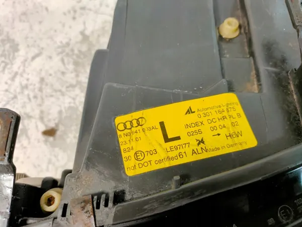 Linker Xenon-Scheinwerfer OEM 8N0941003AL für Audi TT 8N image 4
