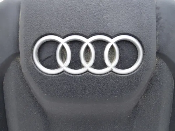 Couvercle Moteur OEM 06L103925M pour Audi A4 B9 2.0 TFSI image 4