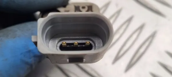 VW EOS 1.4TSI Sijaintianturi 1K0906433 image 3