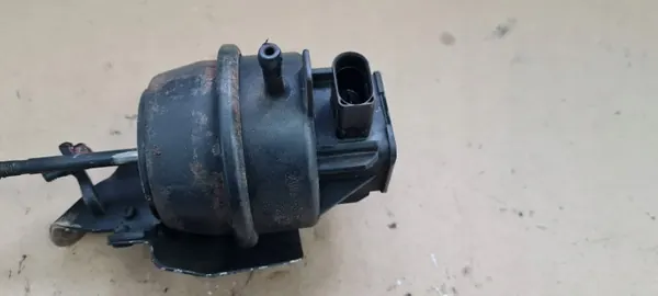 Válvula turbo GRUSZKATUR para Audi Q5 8R 2.0 TDI image 4