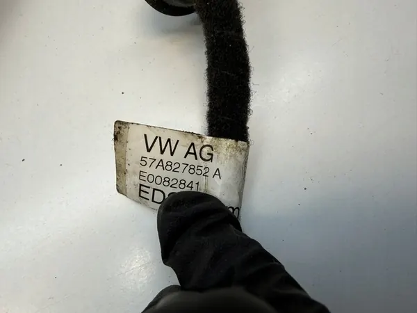 SKODA KAROQ elektrisk baklucka aktuator höger 57A827852A image 5