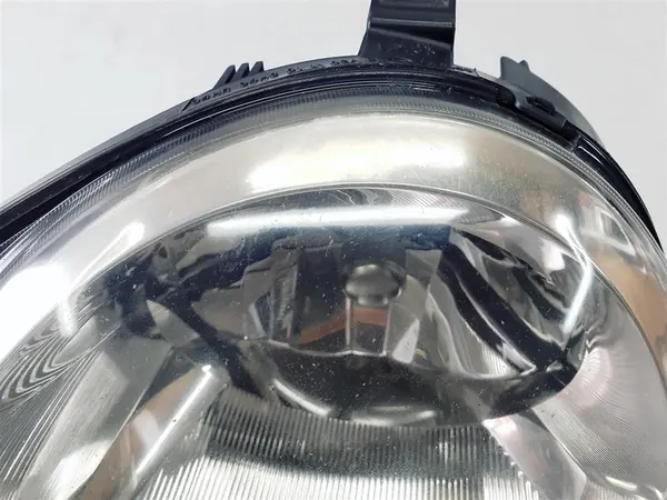 VW Polo IV 6Q1 Farol Frontal Esquerdo OEM image 4