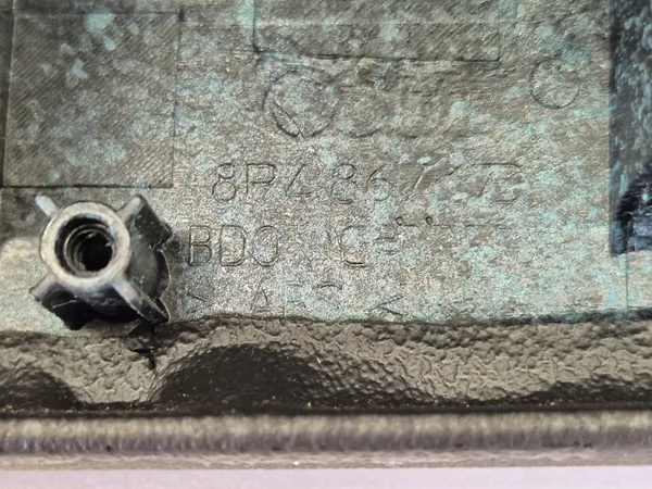 Audi A3 8P Framdörr Armstöd OEM 8P4867173 image 9