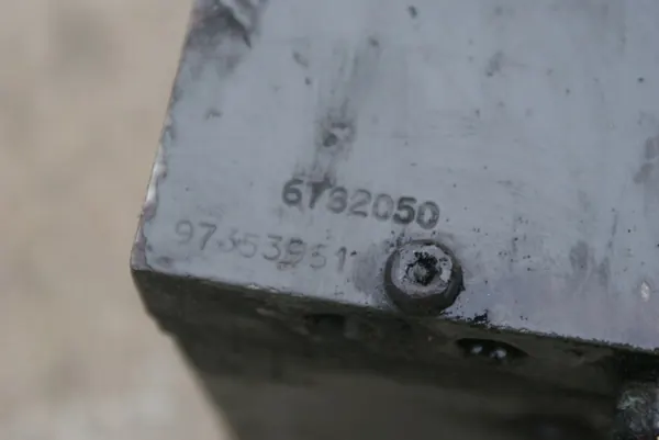 Pompa di sollevamento cabina 97353961 image 4