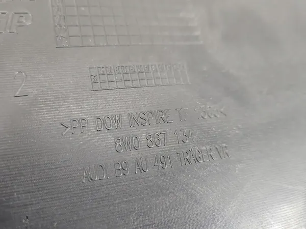 Audi A4 B9 Deurbekleding Rechts Voor OEM 8W0867134 image 6