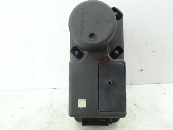 Pompe de verrouillage central OEM 357962257 VW Passat B4 image 4