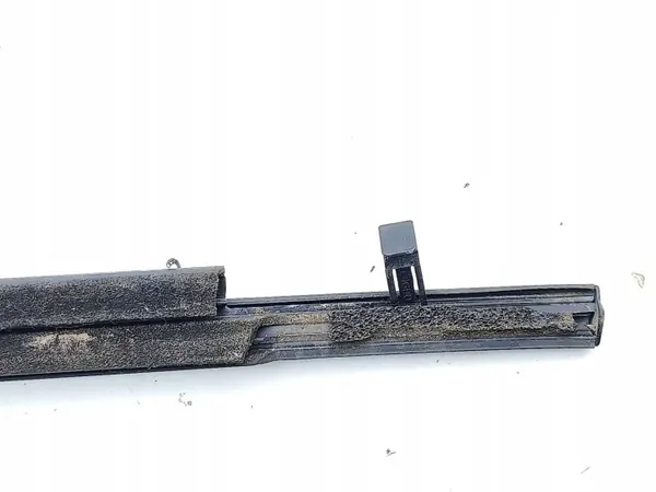 Toyota Prius takaikkunan lista OEM AMD222121 image 7