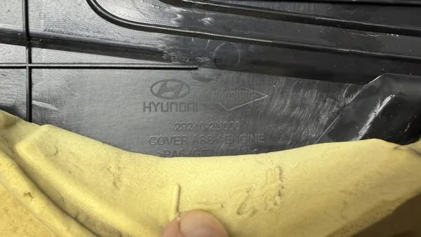 Kia OE 29240-2U000 Övre Motorlock - Begagnad image 4