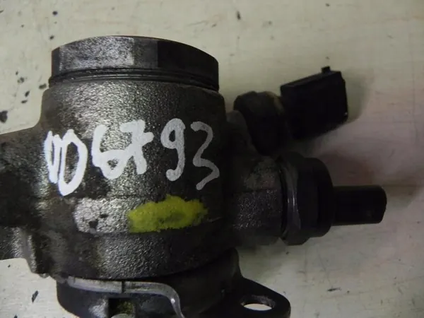 Polttoainepumppu Audi A5 2009 image 3