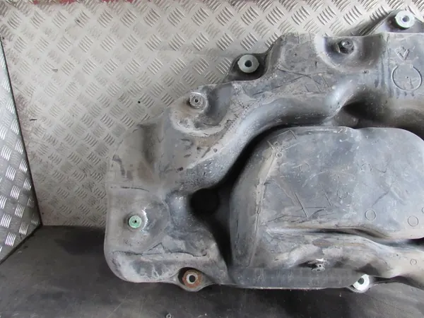 Réservoir de carburant Toyota Corolla 1.8 B 18-22 Hybride 77001-02A00 image 10