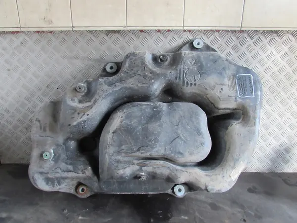 Réservoir de carburant Toyota Corolla 1.8 B 18-22 Hybride 77001-02A00 image 9