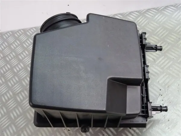 Opel Luftfilter OEM 0834118 für Corsa D 1.3 CDTI image 6