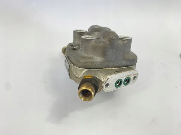 Distribuidor Combustível OEM 0438101026 Mercedes W124 image 8