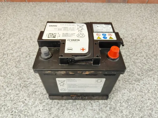 BMW OEM 9364596 AGM Akku 12V 50Ah 570A image 2