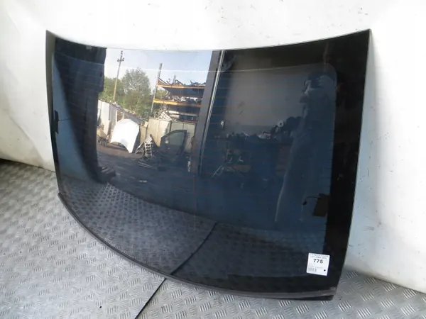 Mercedes CLS C218 Heckscheibe OEM 205/042 image 3