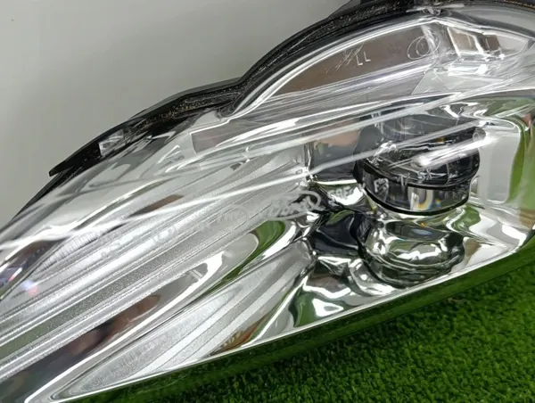 Faro Halógeno DRL LED Izquierdo Ford Edge MK2 OEM GT4B-15B243-AA image 6
