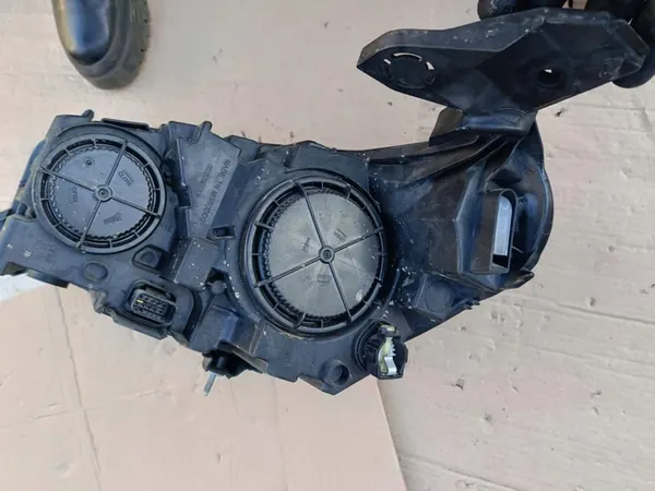 Rechter voorlamp Opel Corsa F 2019- OEM image 8