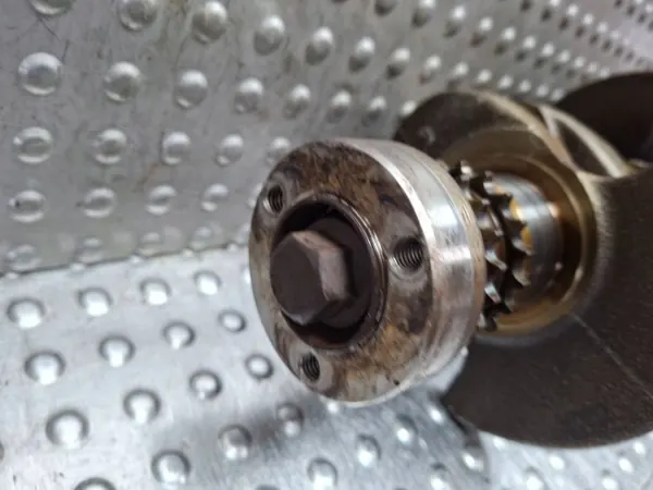 Kampiakseli OEM S26309875 Citroen C4 II:lle, Peugeot 308 image 3