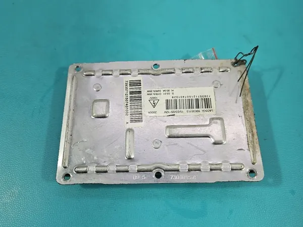 Ballast Xenon OEM 89035113 pour VW Passat B6 image 4