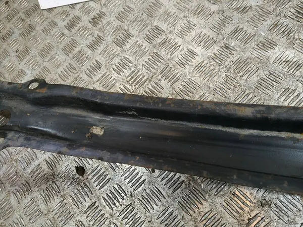 BMW E60 E61 Takapuskuri vahvistus 7033712 image 9