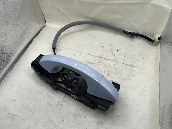 Mão de porta traseira direita VW Golf VII 12- 5G0837206N image 2