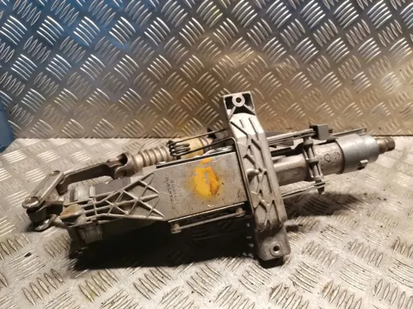 Pièce de direction Mercedes-Benz C W203 OEM 2034601616 image 3