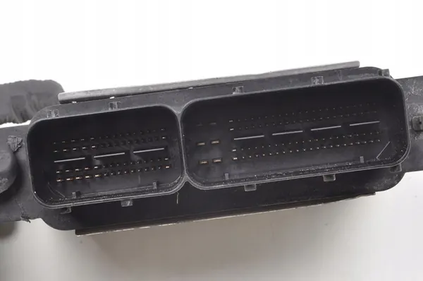 Motorstyrmodul Volkswagen OE 04E907309A image 2