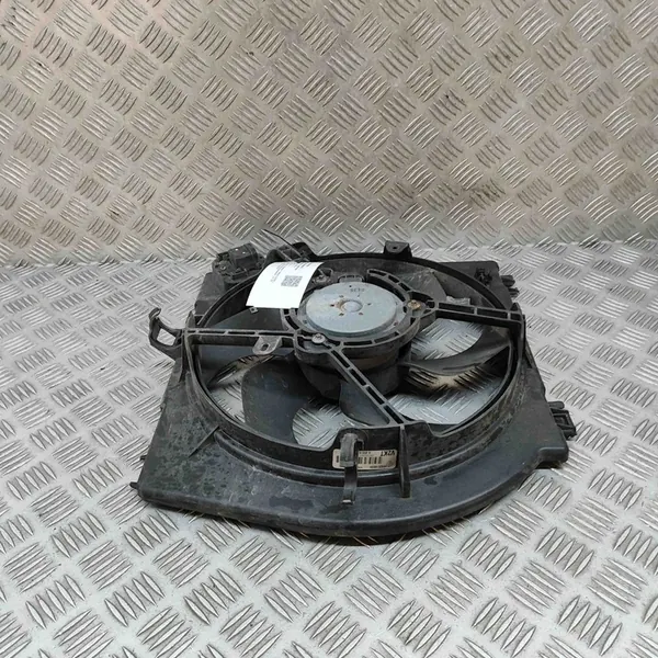 Framstötfångare Renault Twingo II 1.2L 2008 7701068310 image 4