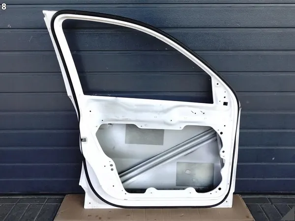 VW TIGUAN I 5N0 07-15 Vänster Framdörr image 9