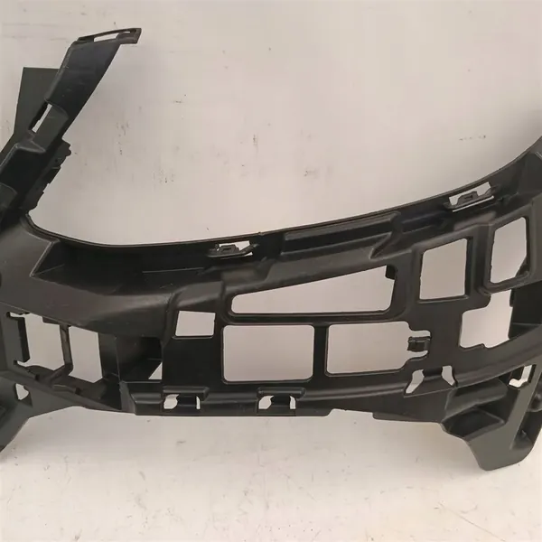 Vänster Framskärmsguide Mercedes C 205 W205 A2058850765 image 3