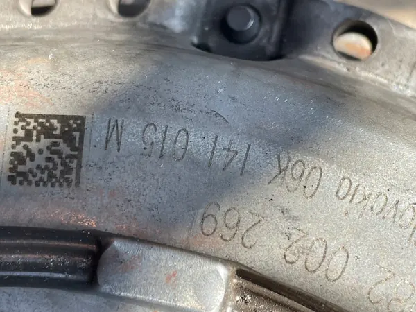 VW Audi Skoda 2.0 TFSI Volante de Dupla Massa 06K105266H image 4