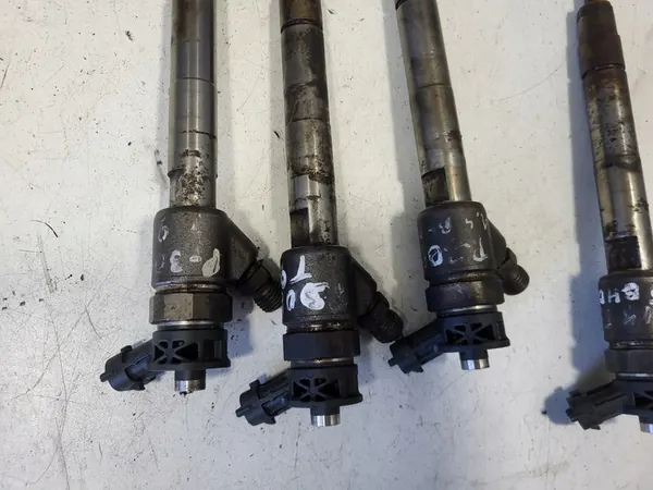 Peugeot 308 T9 Lift Injektor 9820403480 image 5