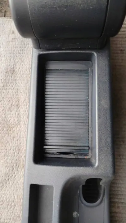 OEM TUNEL ŚRODKOWY PODŁOKIETNIK AUDI A3 8P LIFT OE image 9