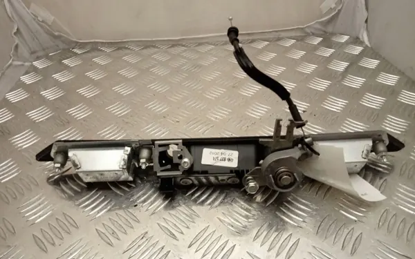 OEM 4H0827574 Audi A8 S8 D4 Feu plaque arrière image 3