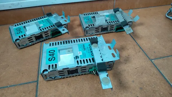 Volvo Radio-Verstärker OEM 30630768 - Gebraucht image 3