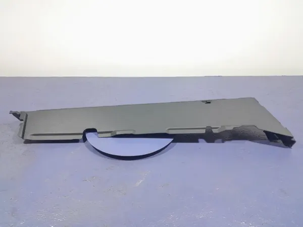 Protector de maletero izquierdo Audi Q7 II OEM 4M0863527M image 2