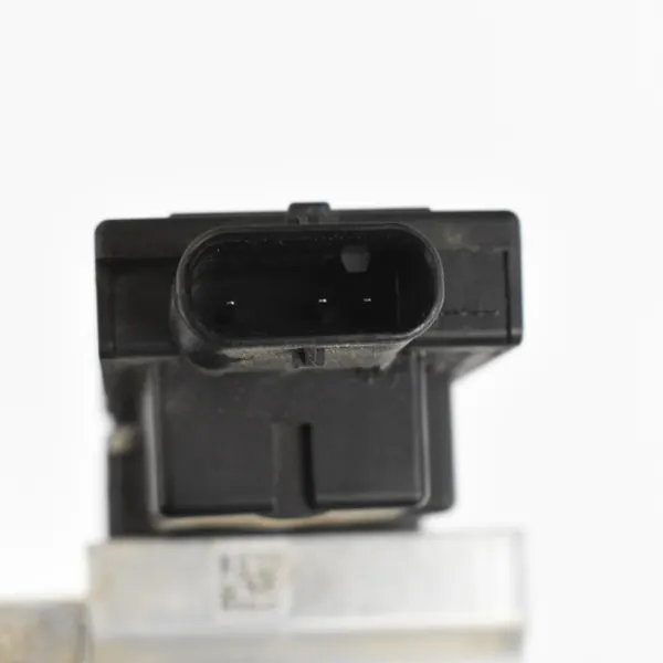 Lämmönvaihtimen venttiili OEM 1EA816111B - Käytetty image 4