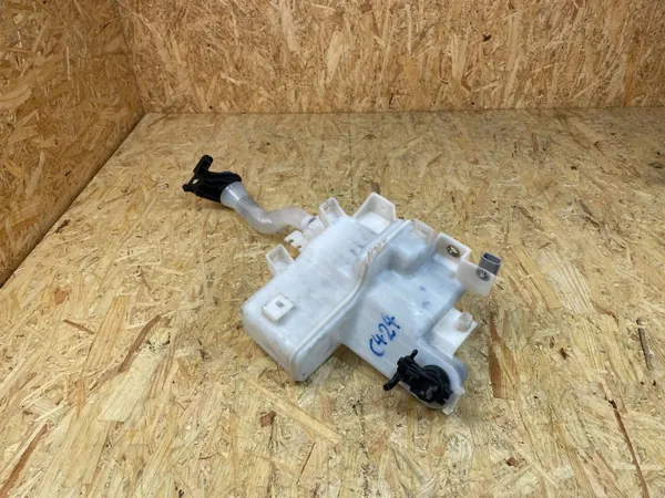 Réservoir & Pompe Lave-glace Mazda CX-5 OEM KD45-67480 image 2