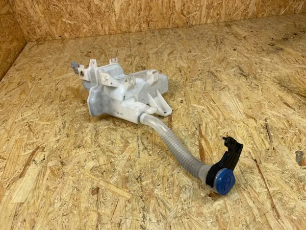 Réservoir & Pompe Lave-glace Mazda CX-5 OEM KD45-67480 image 3