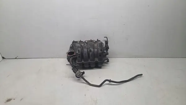 Collecteur d'admission VW TOURAN 1.6L 2004 OEM image 6