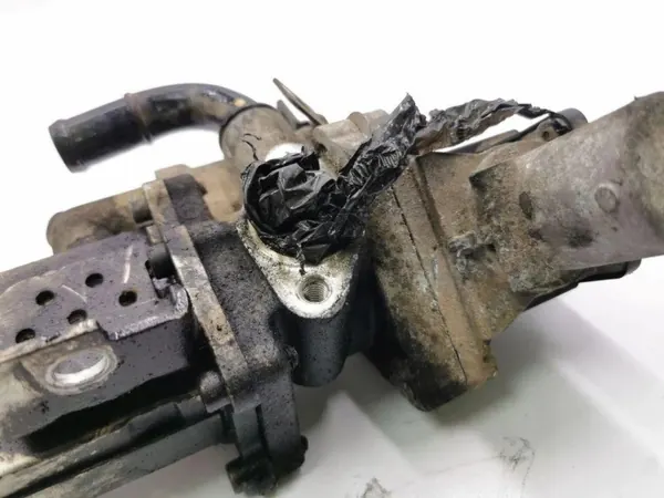 OEM 284162A850 EGR-jäähdytin KIA Sportage 2013 image 9