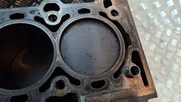 Bloco motor inferior Opel OEM Z16XEP 1.6 16V 115CV image 3