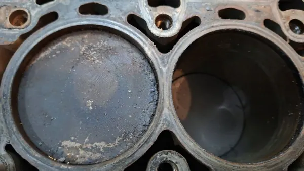 Bloco motor inferior Opel OEM Z16XEP 1.6 16V 115CV image 6
