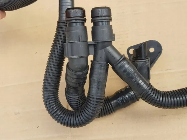 Moottorin Ilmastointiletkusetti / Audi A6 C6 2.8 FSI 3.2 FSI / 06E103217T image 4