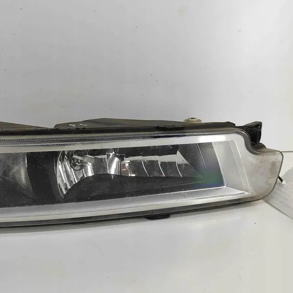 Farol Halógeno Direito VW Passat B8 3G0941662E image 6