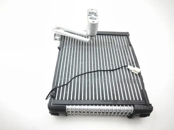 Klima-Verdampfer Renault Megane E-Tech 2024 OEM 241028110 image 3