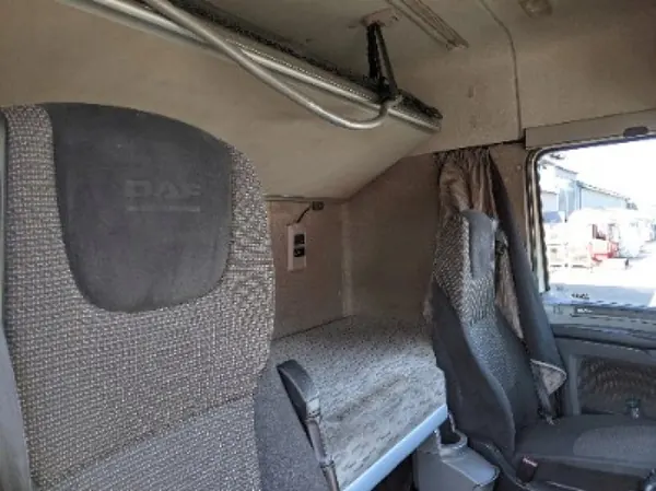 Cabina DAF XF 106 OEM KABINA DAF XF 106 - Usado image 10