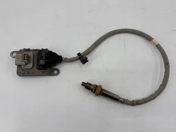 Capteur NOx OEM 227908421R - Pièce Renault OE d'occasion image 2